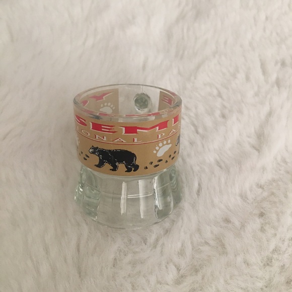 Yosemite National Park Souvenir Shot Glass - Picture 2 of 6